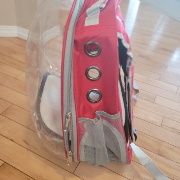 Breathable Pet carrier - Picture 2 of 4